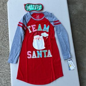 New- Max and Olivia girls PJ dress with sleep eye patch. Size M(7/8) Santa Xmas